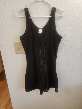 NWOT XXL Black Hook-and-Eye Shapewear/Butt Lift Firm Control